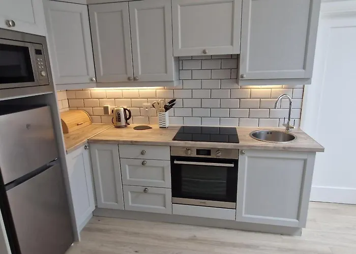 Newly Refurbed 1Bd Cottage In Prime Location