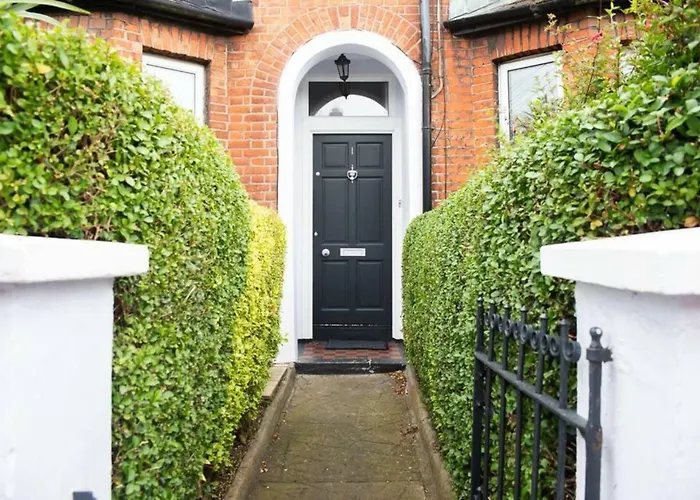 Rugby Lodge